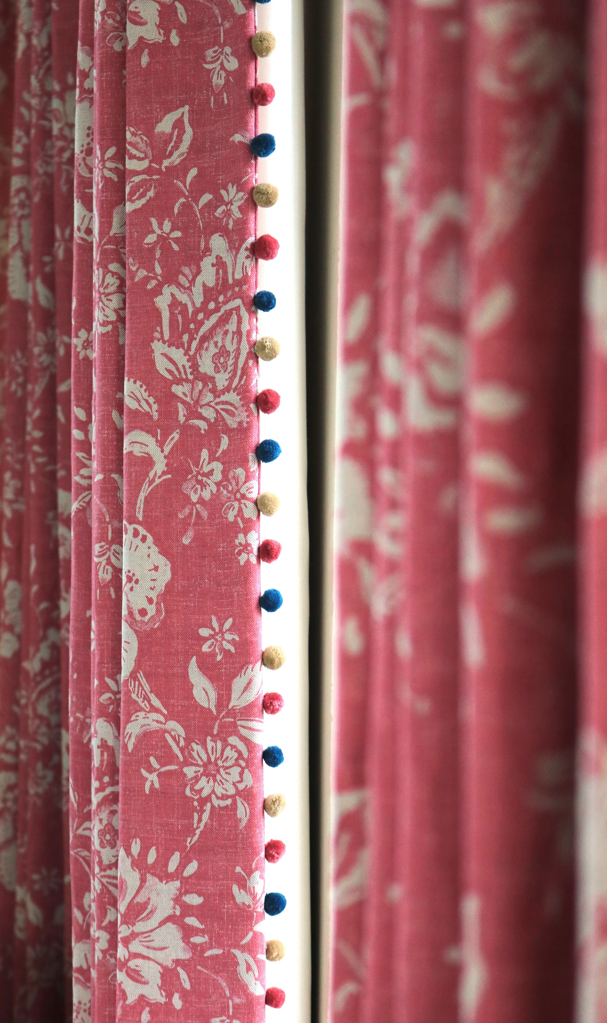 Eliza Raspberry Fabric Elise Fabric - Natural On Faded Raspberry - Meg Morton