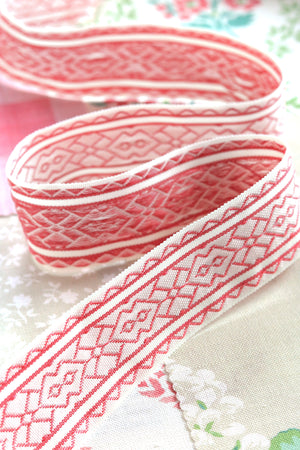 NEW Somerton Jacquard Braid - Petherton Pink