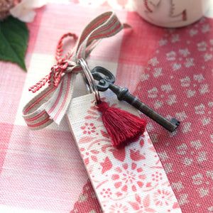 Ariana's Tassel Keyring - Petherton Pinks