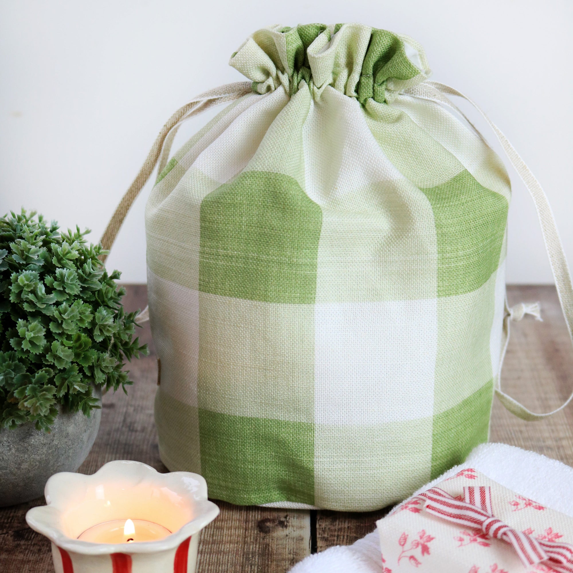 Manor House Check Toiletry Bag - Garden's Green