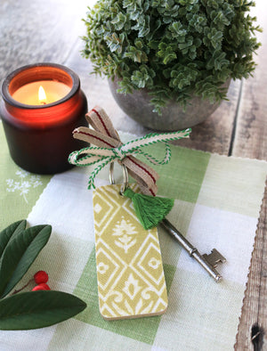 Indra Thistle Tassel Keyring - Linden
