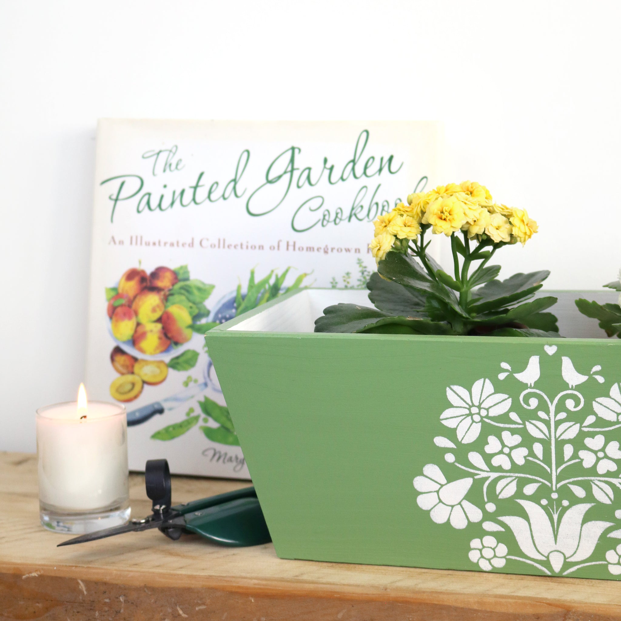 Hand Painted & Stencilled Planter - Green